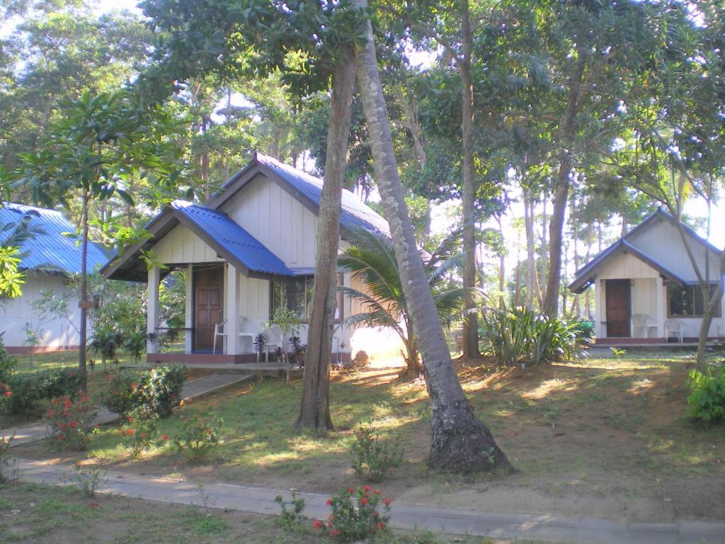 Sukorn Andaman Beach Resort Ko Sukon Zimmer foto